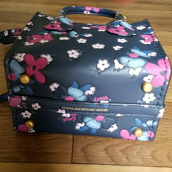 Coach Cashin Carry Tote 14 Blocked Floral / Blue - Picture 5 of 8